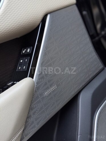 Land Rover RR Velar 2017, 129,000 km - 2.0 l - Bakı