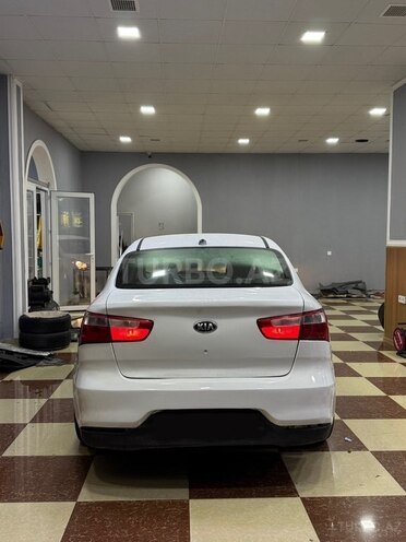Kia Rio 2016, 136,000 km - 1.6 l - Bakı