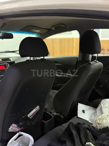 Kia Rio 2016, 136,000 km - 1.6 l - Bakı