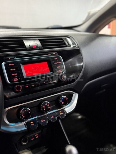 Kia Rio 2016, 136,000 km - 1.6 l - Bakı