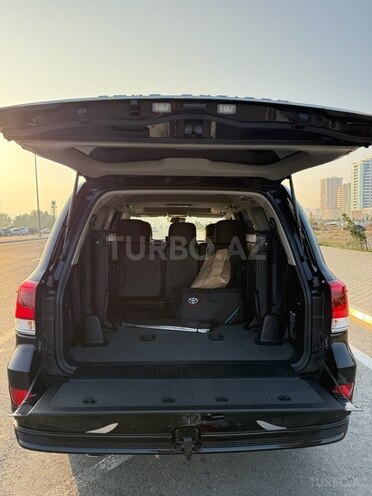 Toyota Land Cruiser 2019, 121,000 km - 4.0 l - Bakı