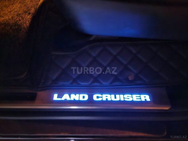 Toyota Land Cruiser 2019, 121,000 km - 4.0 l - Bakı