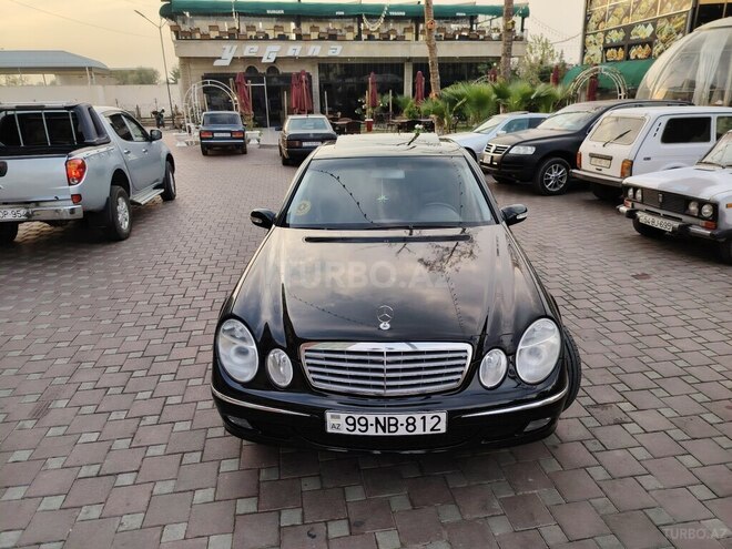 Mercedes E 240 2002, 359,236 km - 2.6 л - Şirvan
