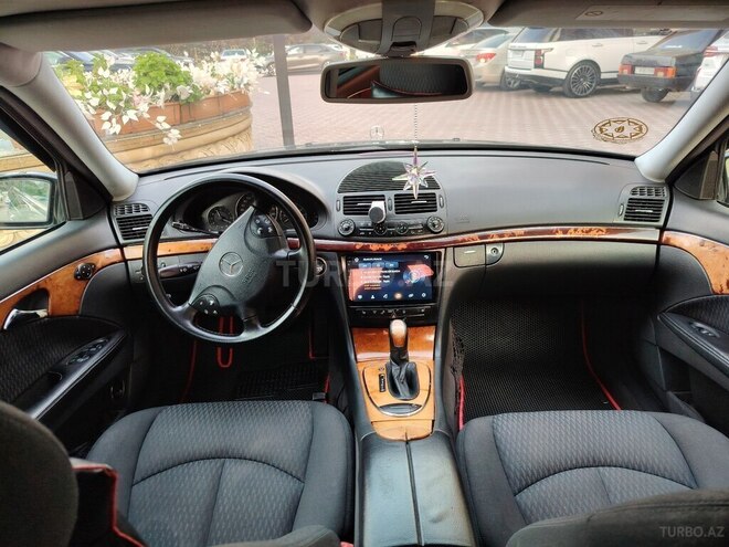 Mercedes E 240 2002, 359,236 km - 2.6 л - Şirvan