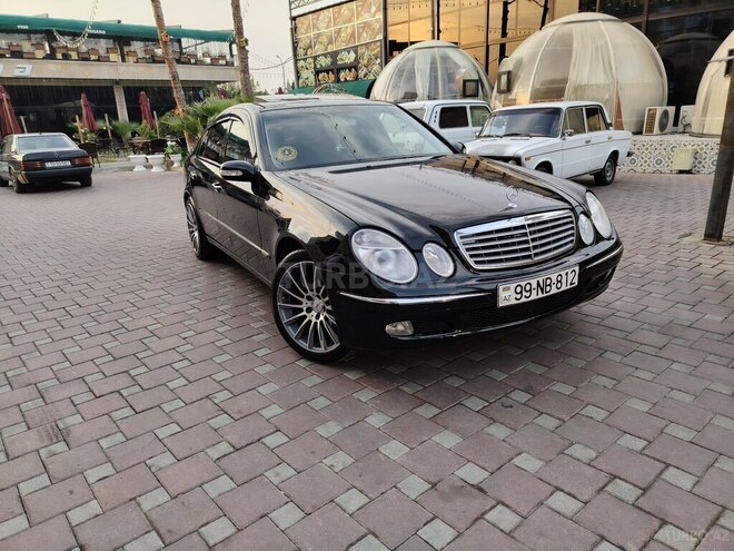Mercedes E 240 2002, 359,236 km - 2.6 л - Şirvan