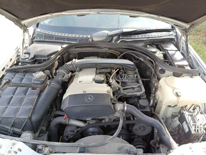 Mercedes C 200 1998, 560,000 km - 2.0 l - Bakı
