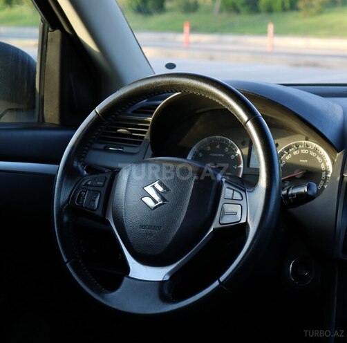 Suzuki Swift-15