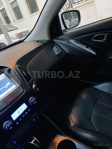 Hyundai ix35 2013, 260,000 km - 2.4 l - Bakı
