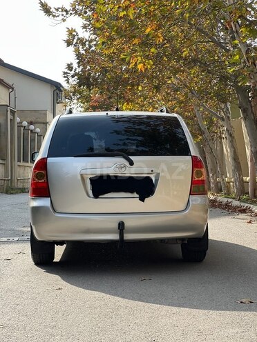 Toyota Corolla 2006, 284,000 km - 1.4 l - Bakı
