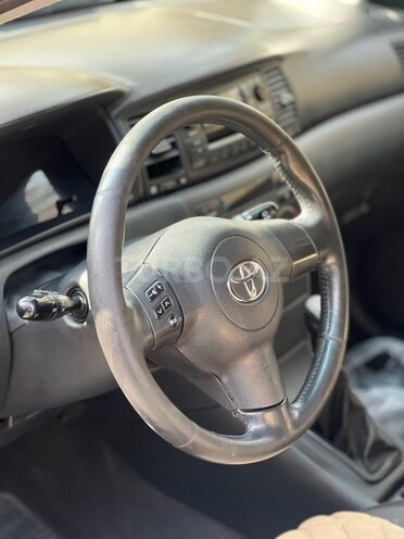 Toyota Corolla 2006, 284,000 km - 1.4 l - Bakı