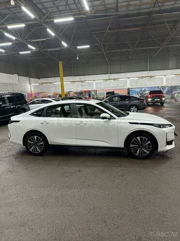 Changan Qiyuan A05 2025, 0 km - 1.5 л - Bakı