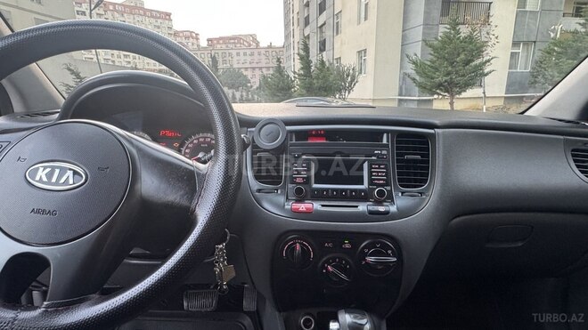 Kia Rio 2011, 198,000 km - 1.4 l - Bakı
