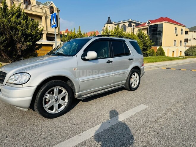 Mercedes ML 320 2000, 359,000 km - 3.2 l - Bakı