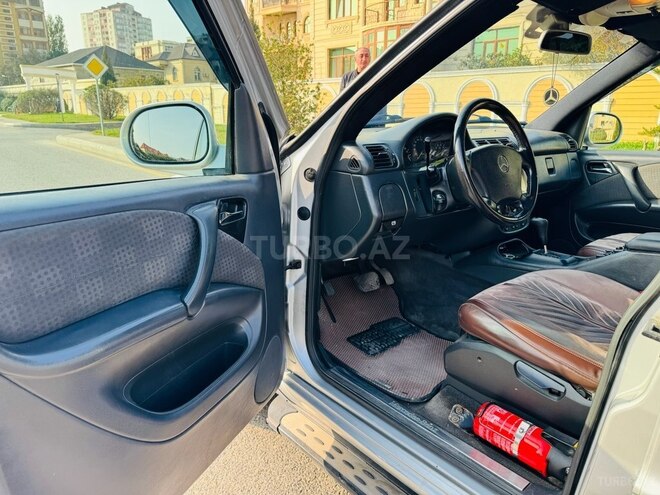 Mercedes ML 320 2000, 359,000 km - 3.2 l - Bakı