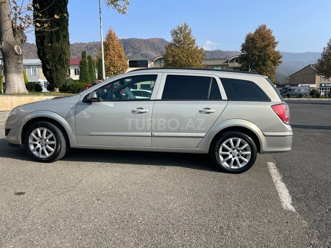Opel Astra 2008, 303,000 km - 1.4 l - Balakən