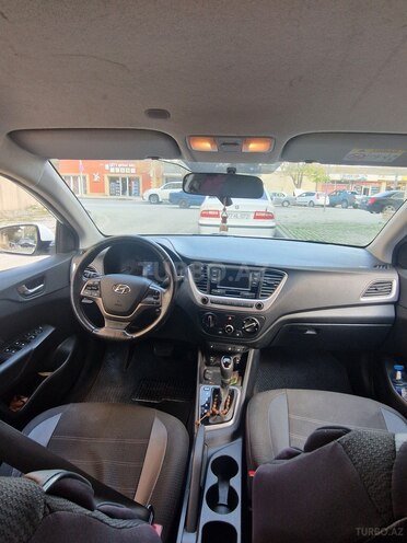 Hyundai Accent 2018, 98,000 km - 1.6 l - Bakı