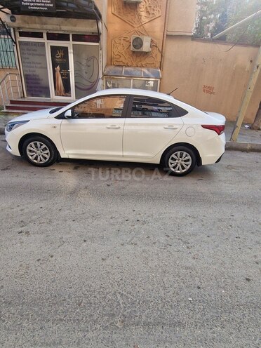 Hyundai Accent 2018, 98,000 km - 1.6 l - Bakı