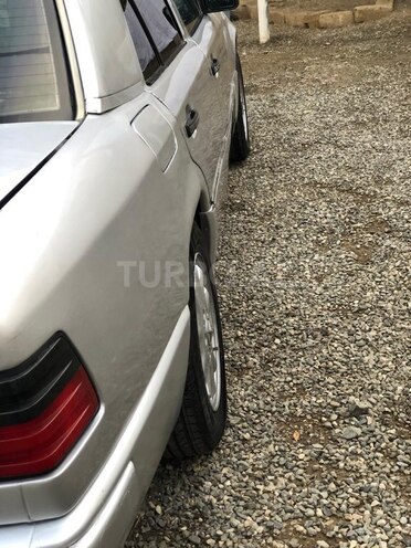 Mercedes 200 E 1991, 267,000 km - 2.0 l - Xırdalan