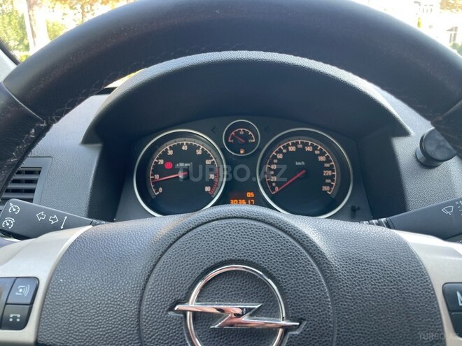 Opel Astra 2008, 303,000 km - 1.4 l - Balakən