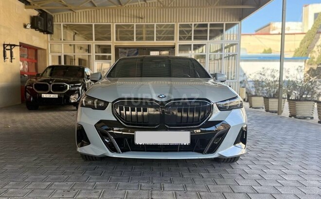 BMW 520 2024, 22,000 km - 2.0 l - Bakı