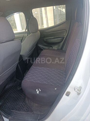 Mitsubishi L200 2021, 170,000 km - 2.4 l - Bakı