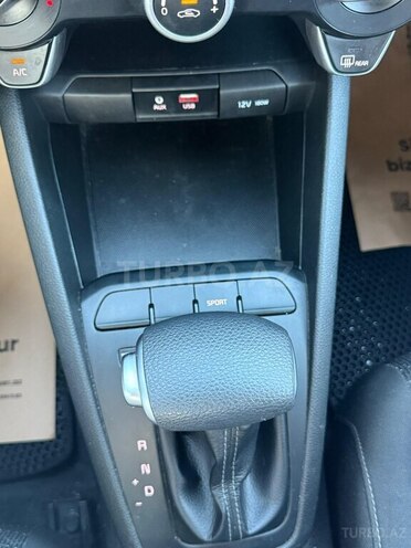 Kia Rio 2019, 96,000 km - 1.6 л - Bakı