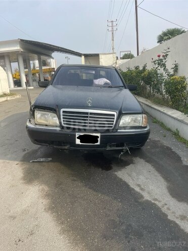 Mercedes C 230 1999, 255,473 km - 2.3 l - Yevlax
