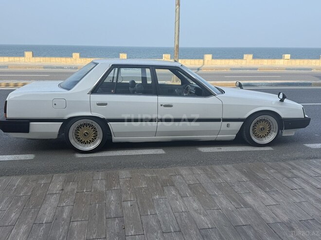 Nissan  1985, 97,000 km - 1.8 l - Bakı