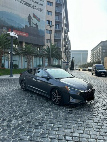 Hyundai Elantra 2019, 140,435 km - 1.6 л - Bakı