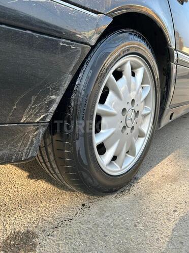 Mercedes C 220 1998, 430,000 km - 2.2 л - Sumqayıt