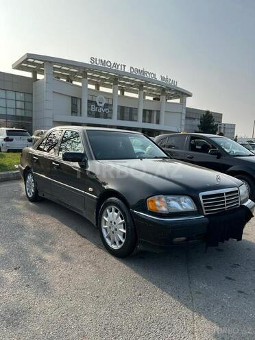 Mercedes C 220 1998, 430,000 km - 2.2 л - Sumqayıt