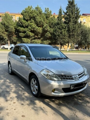 Nissan Tiida 2008, 220,000 km - 1.6 l - Sumqayıt