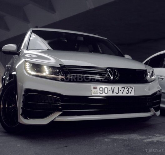 Volkswagen Tiguan-2