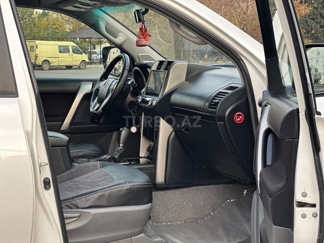 Toyota Land Cruiser Prado 2010, 172,000 km - 2.7 л - Gəncə