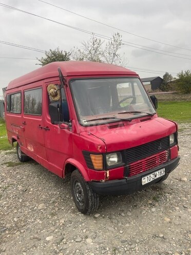 Mercedes 208 D 1994, 500,000 km - 2.3 л - Xaçmaz