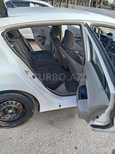 Honda Insight-2