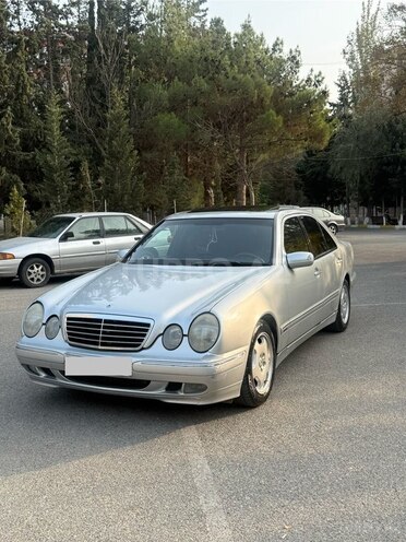 Mercedes E 220 2002, 599,990 km - 2.2 l - Sumqayıt