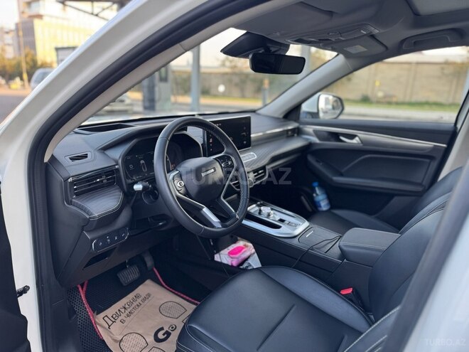 Haval Jolion HEV-8