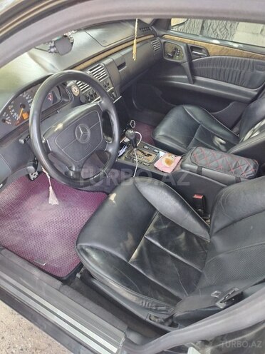 Mercedes E 240 1999, 340,000 km - 2.4 l - Bakı