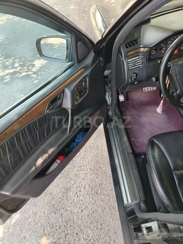 Mercedes E 240 1999, 340,000 km - 2.4 l - Bakı