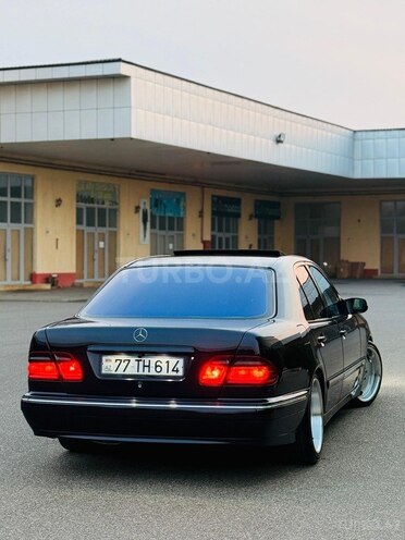 Mercedes E 270 1999, 292,542 km - 2.7 l - İmişli