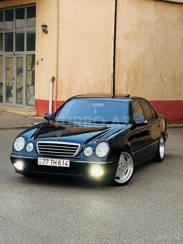 Mercedes E 270 1999, 292,542 km - 2.7 l - İmişli