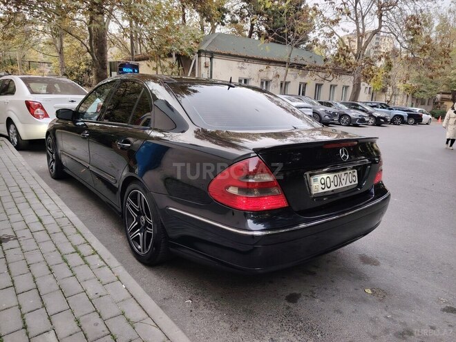 Mercedes E 220 2003, 324,000 km - 2.2 л - Bakı