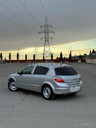 Opel Astra 2005, 300,000 km - 1.4 l - Gəncə