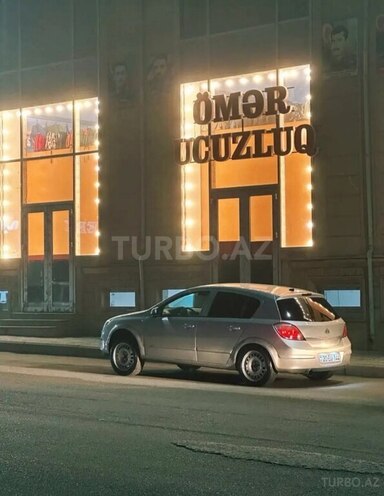 Opel Astra 2005, 300,000 km - 1.4 l - Gəncə