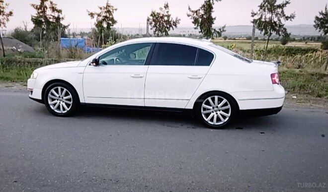 Volkswagen Passat 2006, 259,000 km - 2.0 l - Bakı