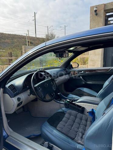 Mercedes  2000, 320,000 km - 2.3 l - Bakı