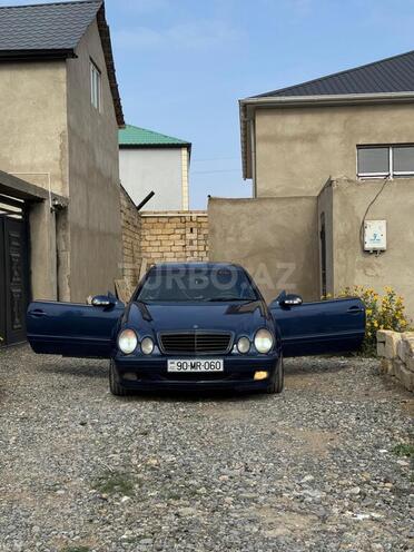 Mercedes  2000, 320,000 km - 2.3 l - Bakı