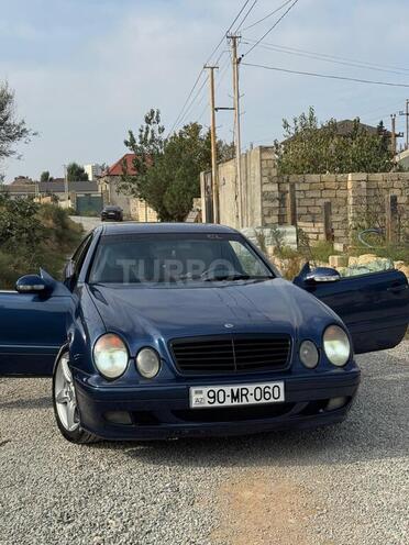 Mercedes  2000, 320,000 km - 2.3 l - Bakı