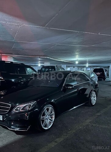Mercedes E 220 2014, 245,500 km - 2.1 l - Bakı